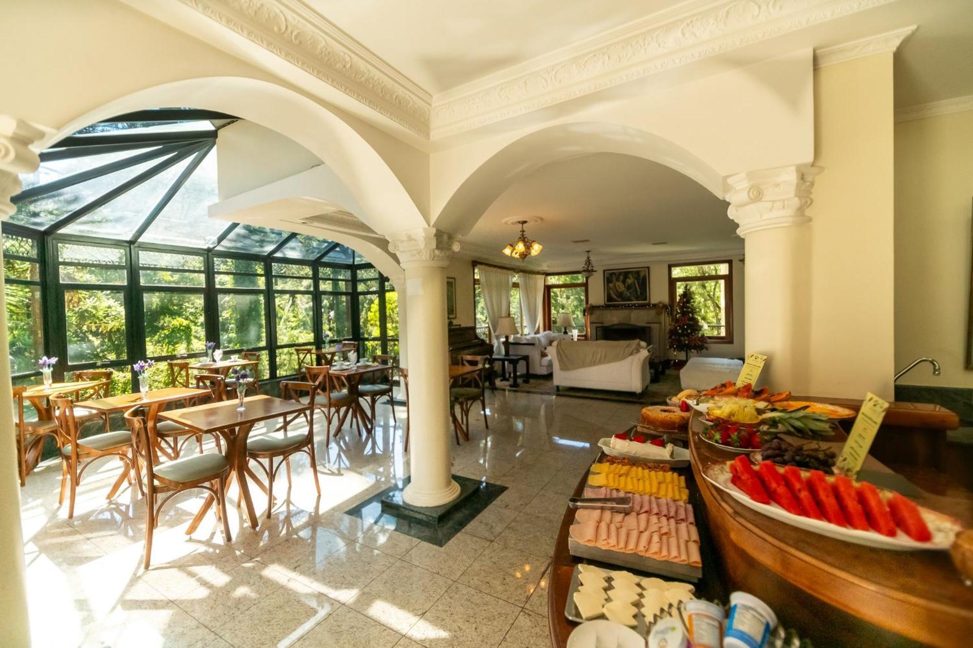 Araucaria Lodge Campos do Jordao Bagian luar foto