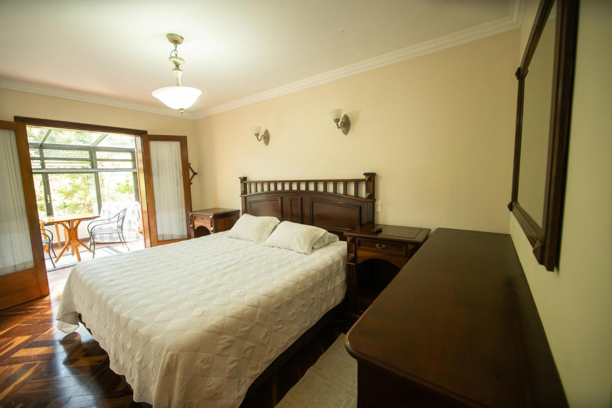 Araucaria Lodge Campos do Jordao Bagian luar foto