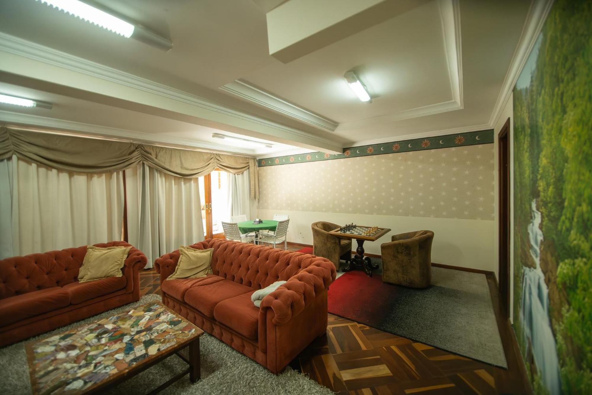 Araucaria Lodge Campos do Jordao Bagian luar foto