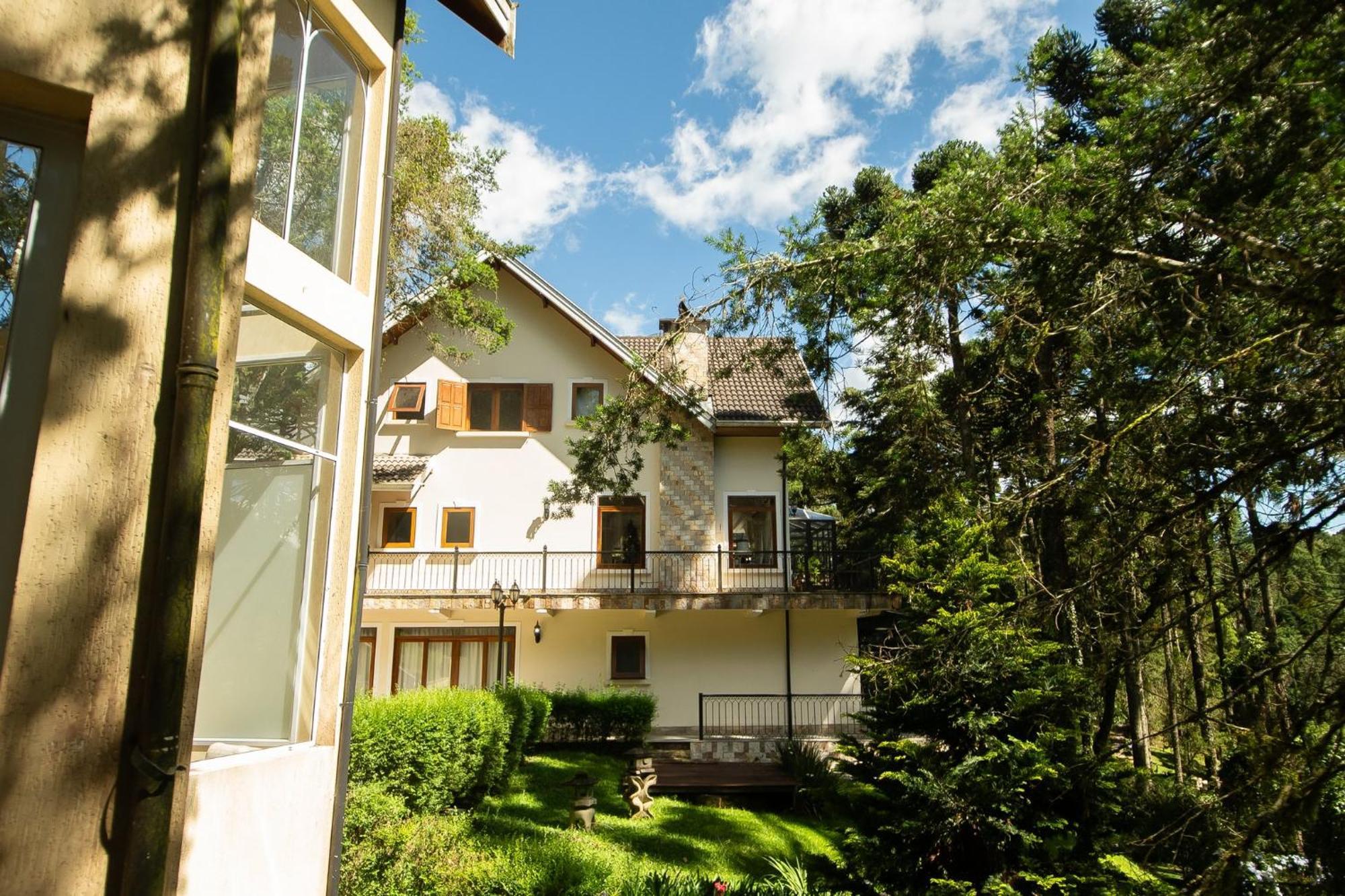 Araucaria Lodge Campos do Jordao Bagian luar foto